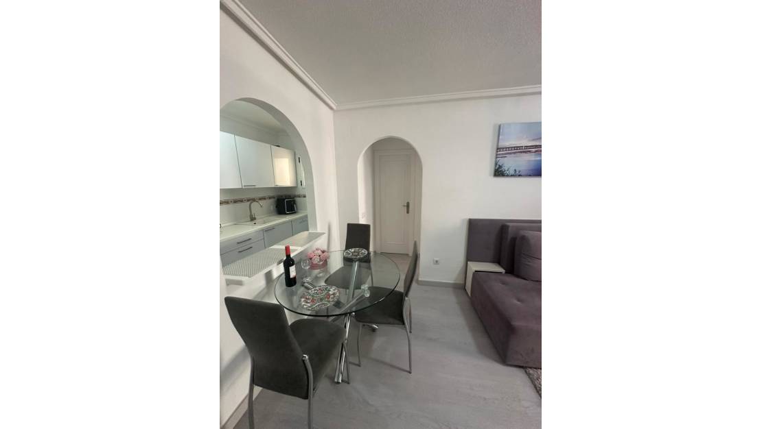 Venta - Apartment - Torrevieja - Torrevieja Centro