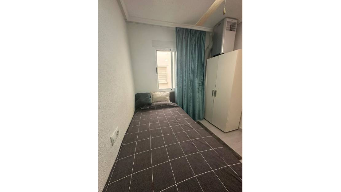 Venta - Apartment - Torrevieja - Torrevieja Centro