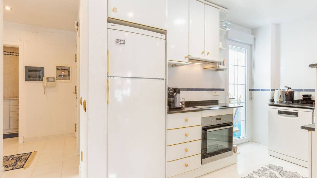 Venta - Apartment - Torrevieja - Torrevieja Centro