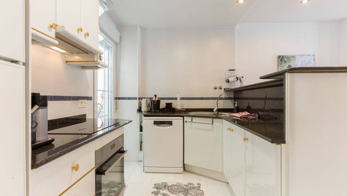 Venta - Apartment - Torrevieja - Torrevieja Centro