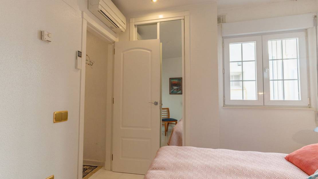 Venta - Apartment - Torrevieja - Torrevieja Centro