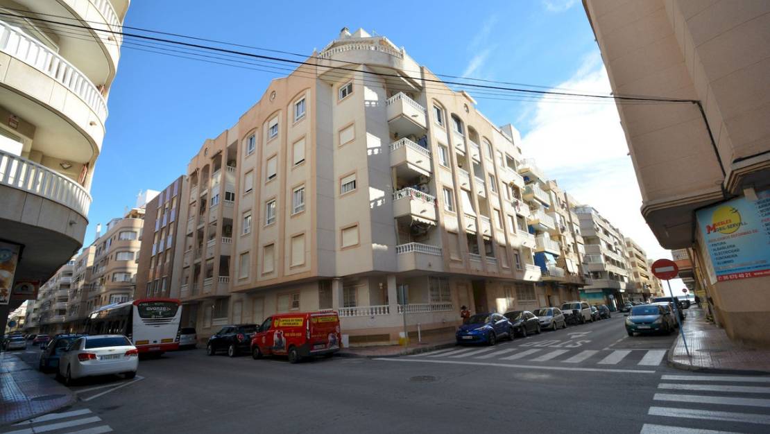 Venta - Apartment - Torrevieja - Torrevieja Centro