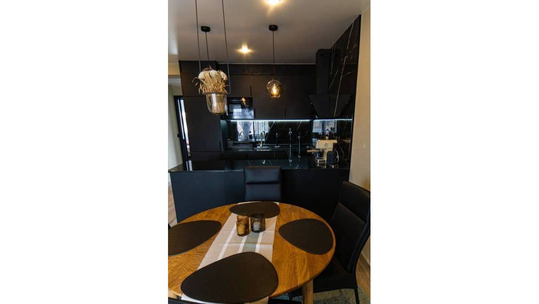 Venta - Apartment - Torrevieja - Torrevieja Centro