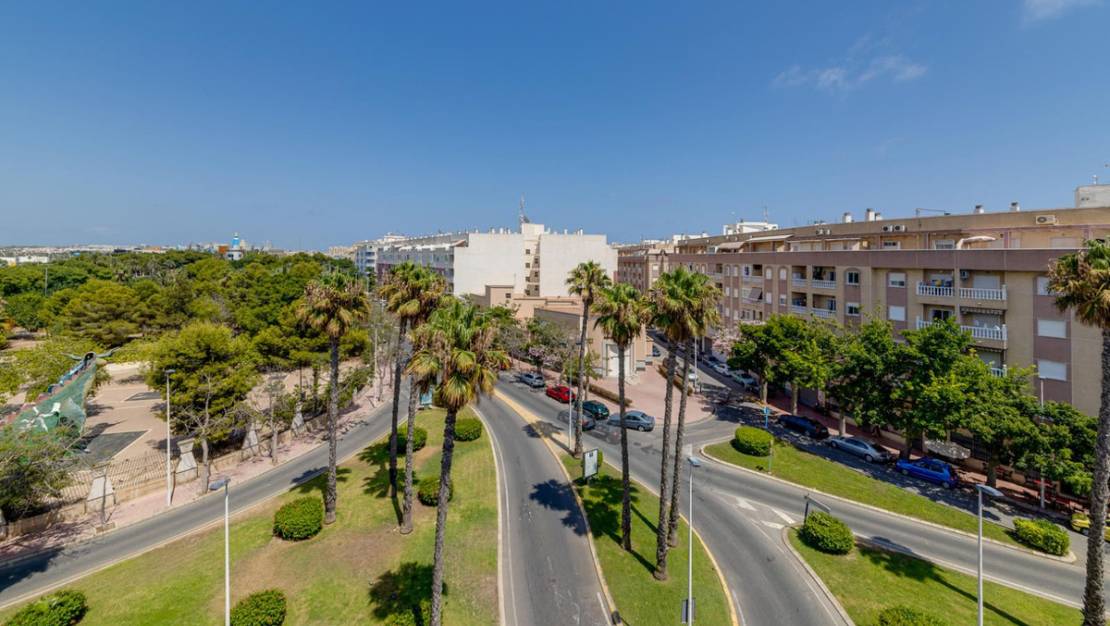 Venta - Apartment - Torrevieja - Torrevieja Centro