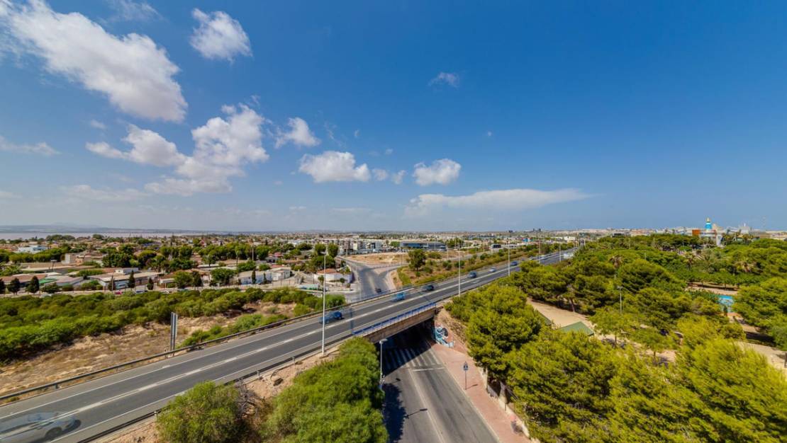 Venta - Apartment - Torrevieja - Torrevieja Centro