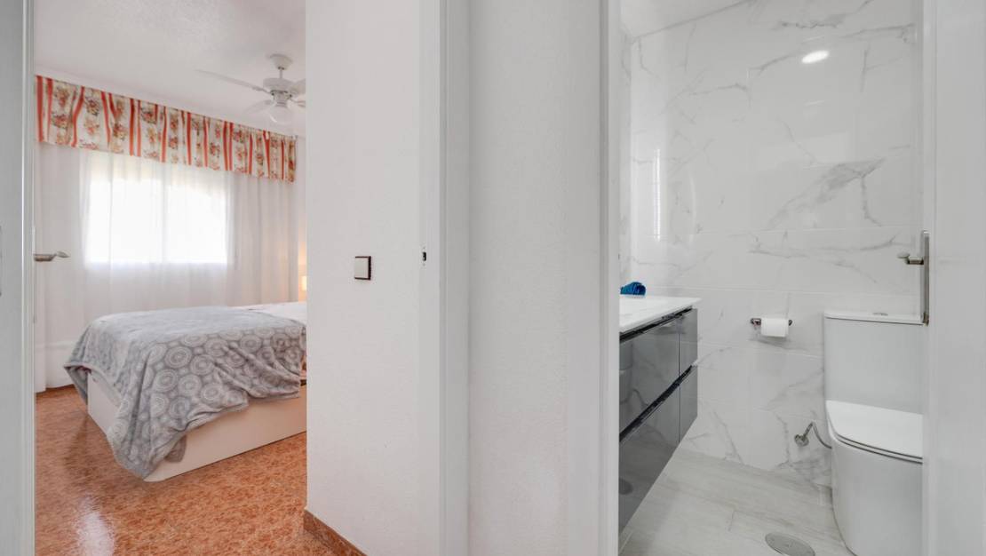 Venta - Apartment - Torrevieja - Torrevieja Centro