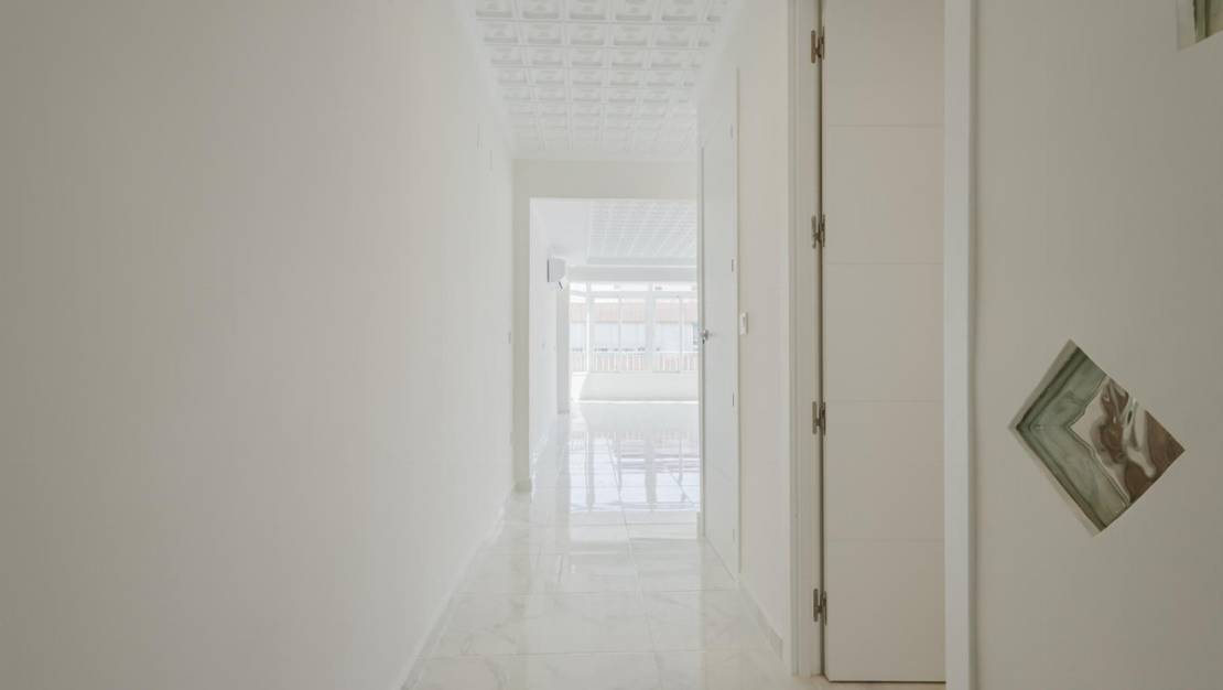 Venta - Apartment - Torrevieja - Torrevieja Centro