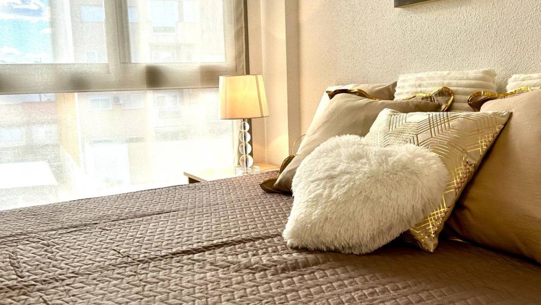 Venta - Apartment - Torrevieja - Torrevieja Centro