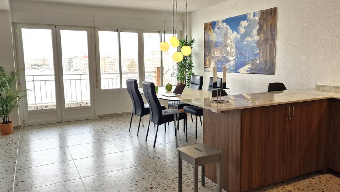 Venta - Apartment - Torrevieja - Torrevieja Centro