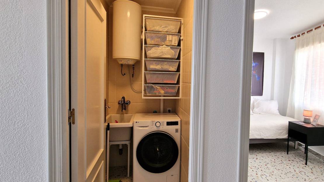 Venta - Apartment - Torrevieja - Torrevieja Centro