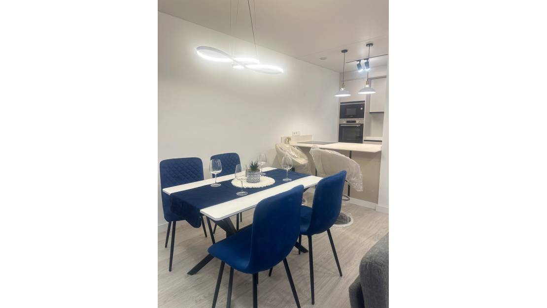 Venta - Apartment - Torrevieja - Torrevieja Centro