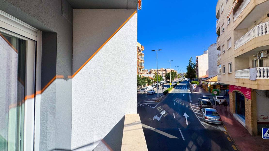 Venta - Apartment - Torrevieja - Torrevieja Centro