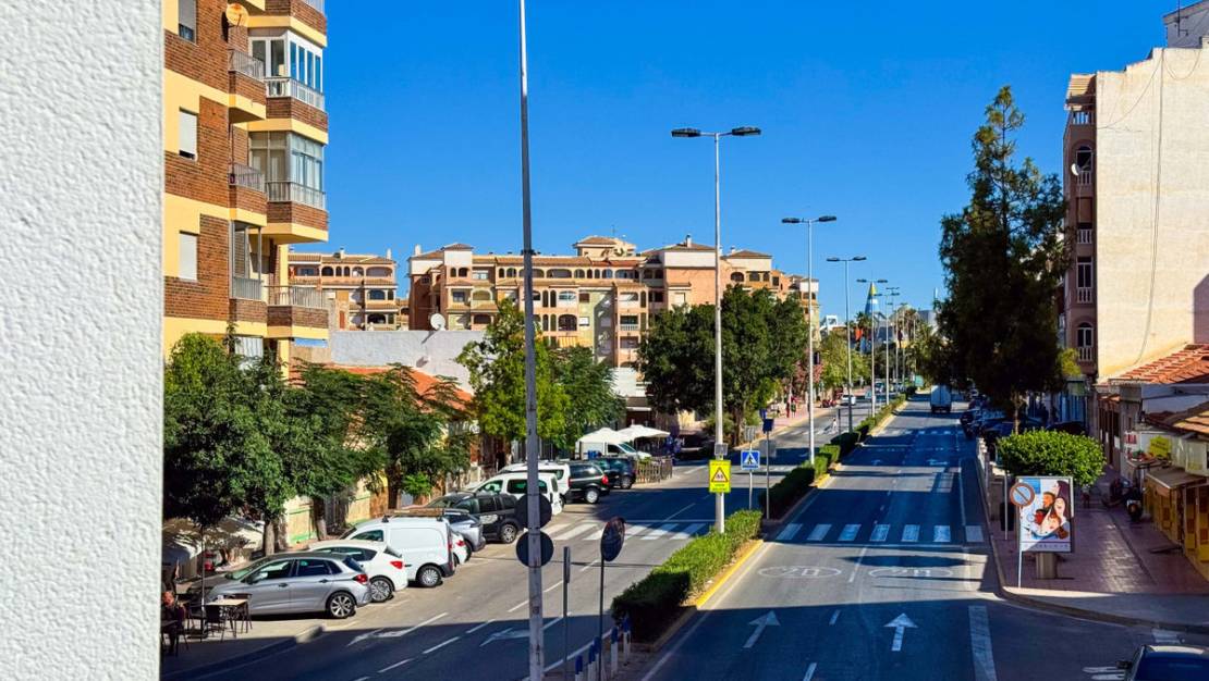 Venta - Apartment - Torrevieja - Torrevieja Centro