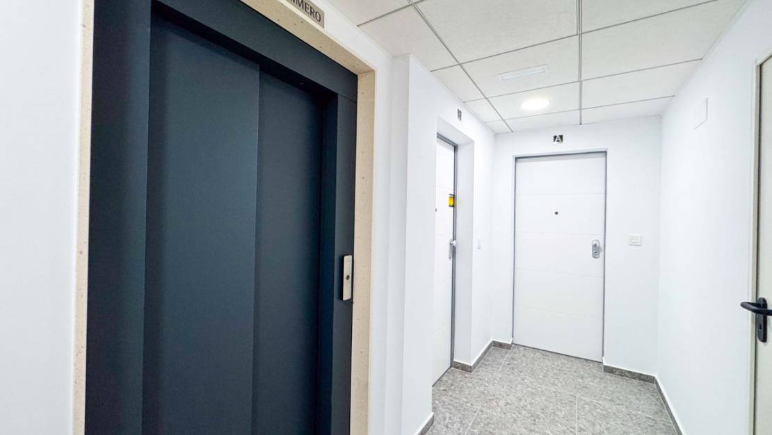 Venta - Apartment - Torrevieja - Torrevieja Centro