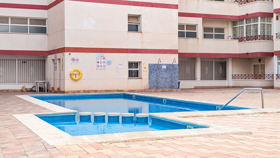 Venta - Apartment - Torrevieja - Torrevieja Centro