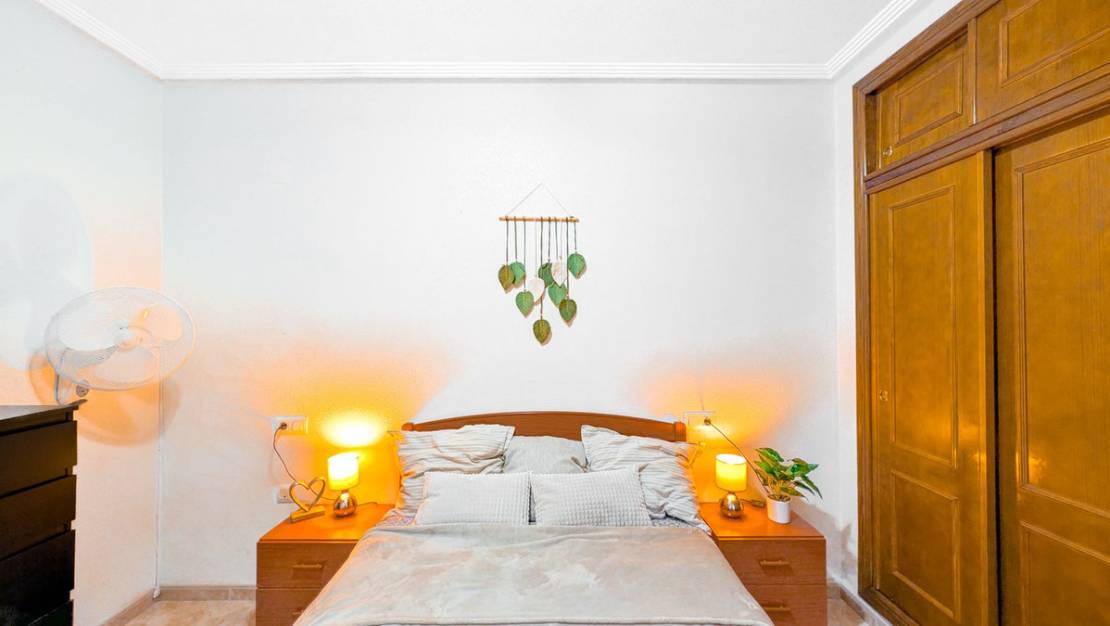 Venta - Apartment - Torrevieja - Torrevieja Centro