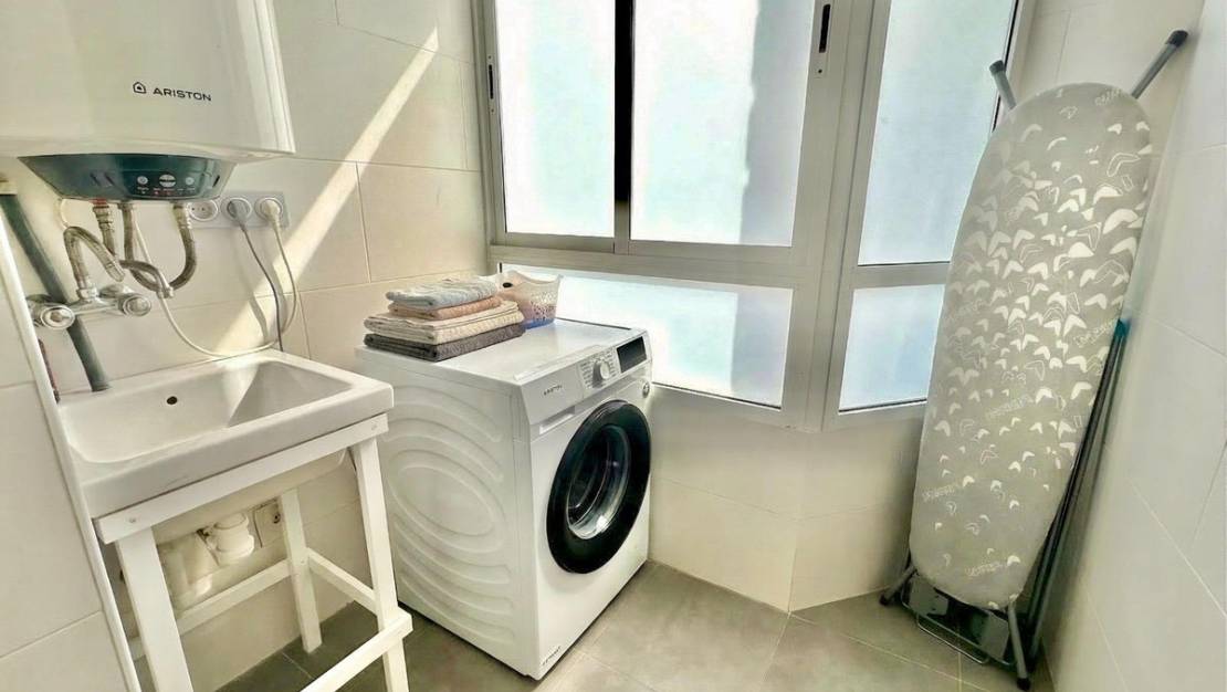 Venta - Apartment - Torrevieja - Torrevieja Centro