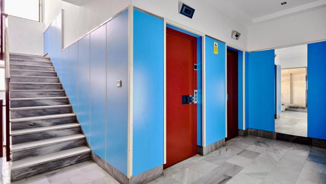 Venta - Apartment - Torrevieja - Torrevieja Centro