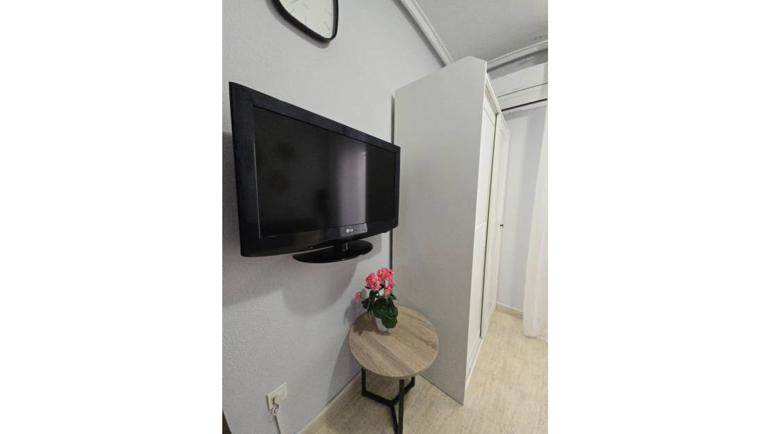 Venta - Apartment - Torrevieja - Torrevieja Centro