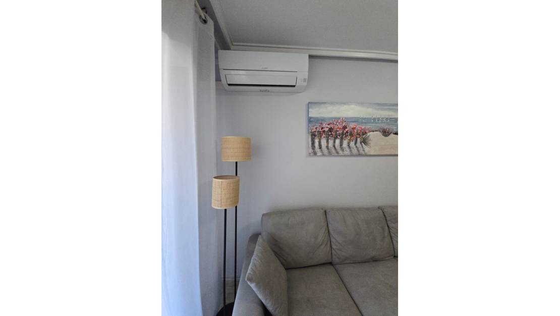 Venta - Apartment - Torrevieja - Torrevieja Centro