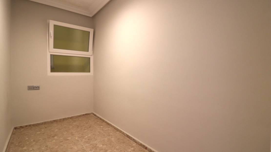 Venta - Apartment - Torrevieja - Torrevieja Centro