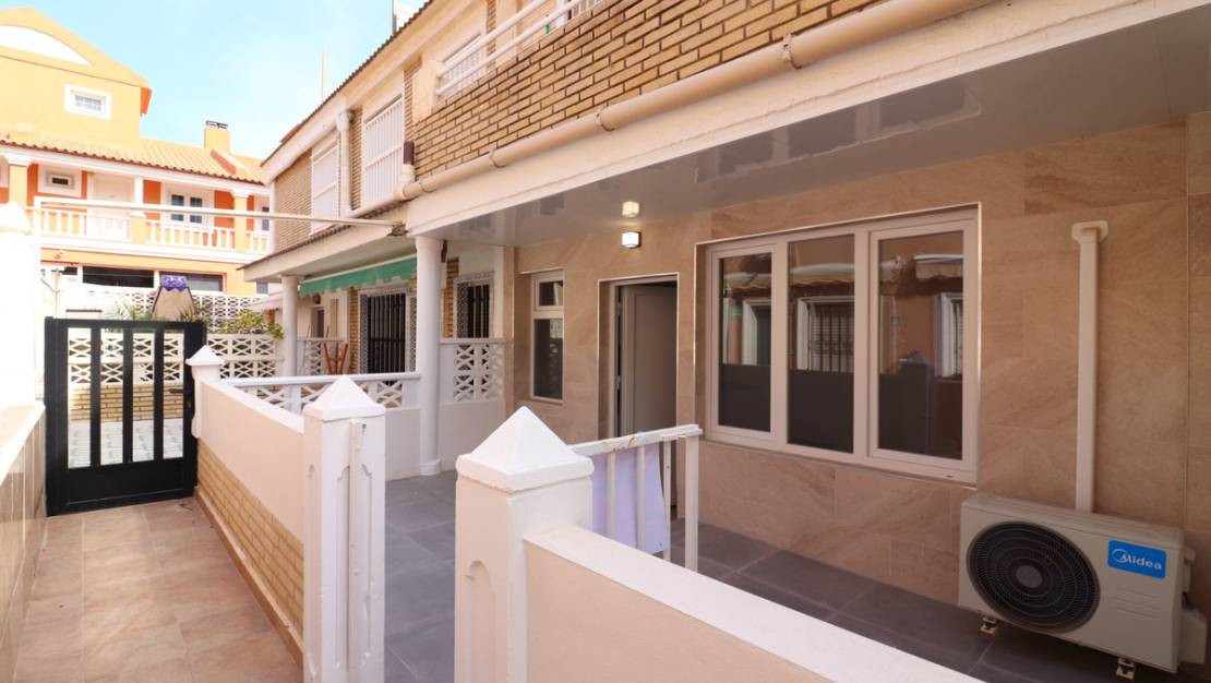 Venta - Apartment - Torrevieja - Torrevieja Centro