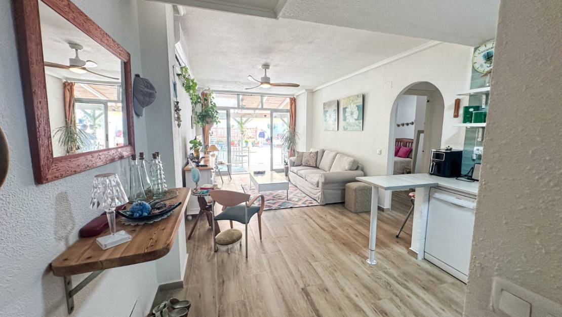 Venta - Apartment - Torrevieja - Torrevieja Centro