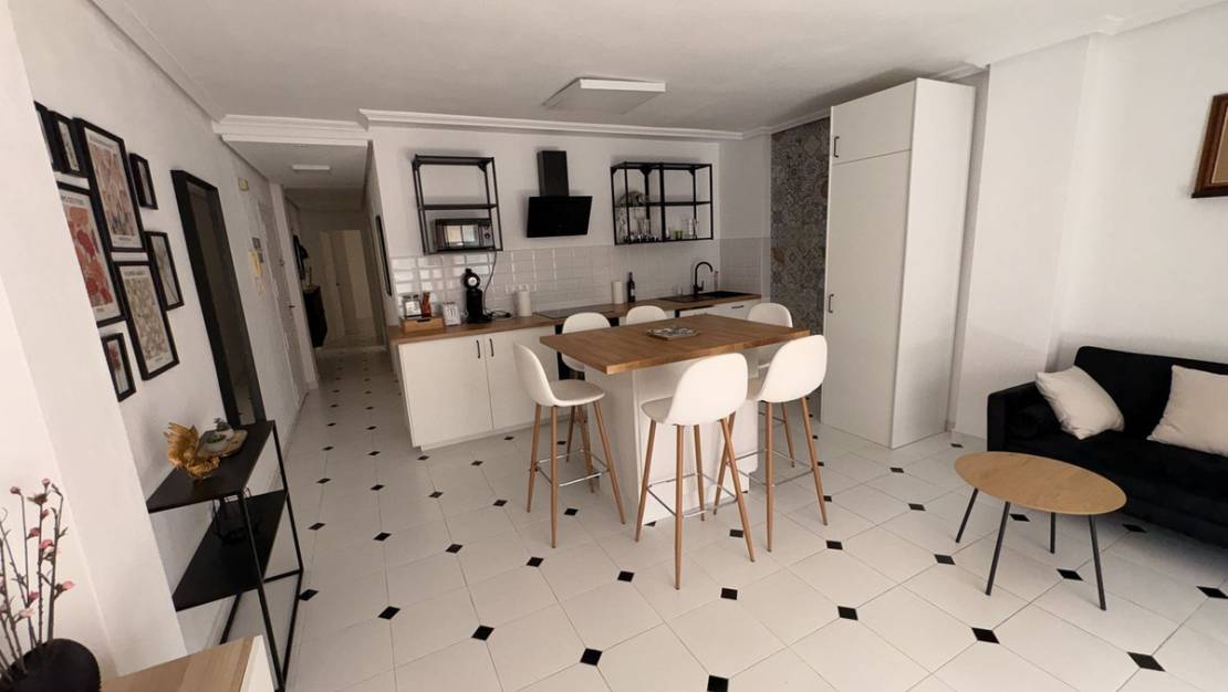 Venta - Apartment - Torrevieja - Torrevieja Centro