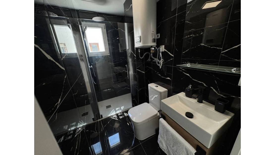 Venta - Apartment - Torrevieja - Torrevieja Centro