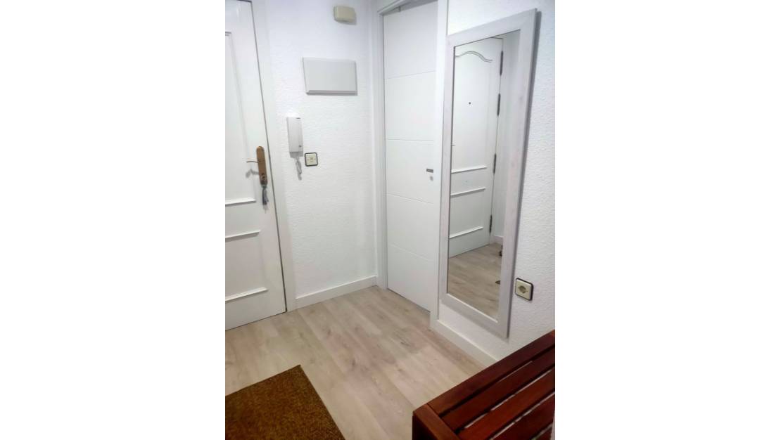 Venta - Apartment - Torrevieja - Torrevieja Centro