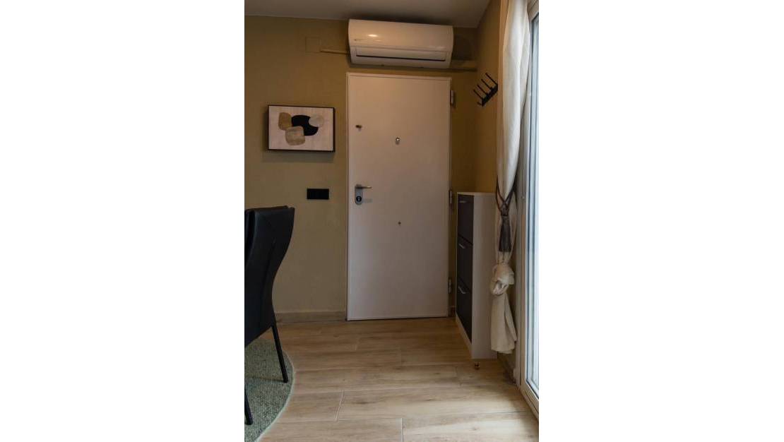 Venta - Apartment - Torrevieja - Torrevieja Centro