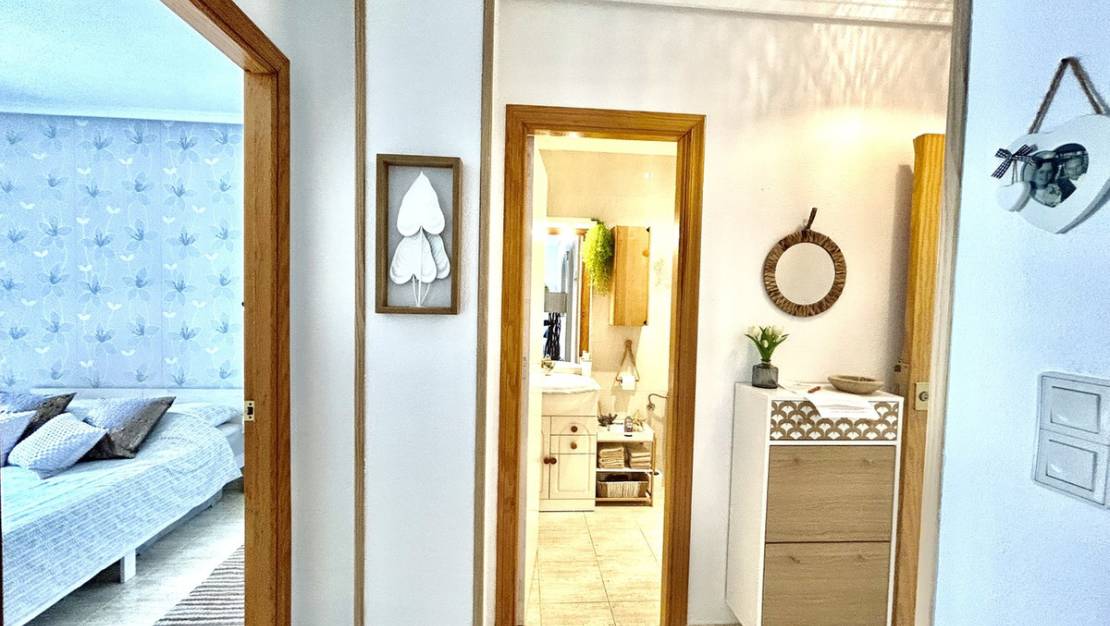 Venta - Apartment - Torrevieja - Torrevieja Centro