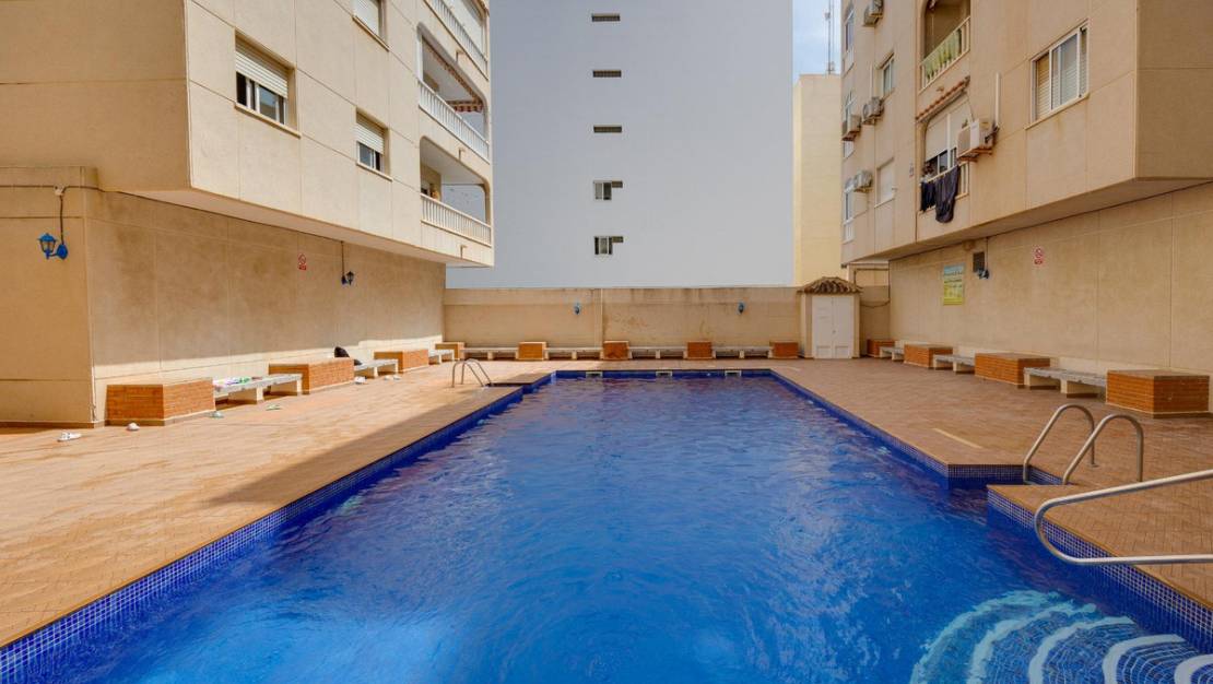 Venta - Apartment - Torrevieja - Torrevieja Centro
