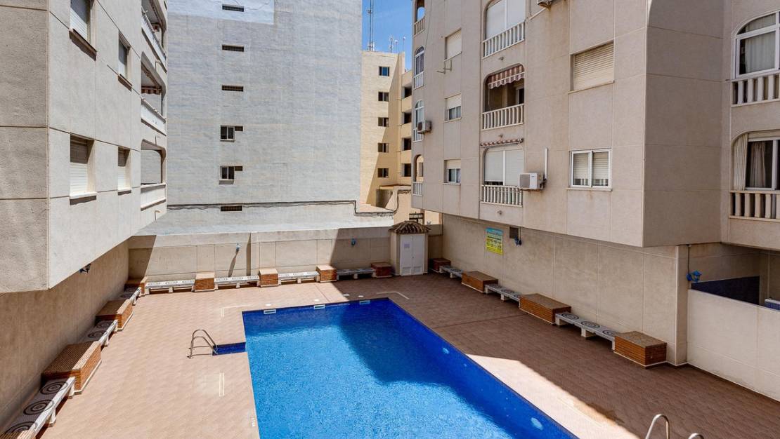 Venta - Apartment - Torrevieja - Torrevieja Centro
