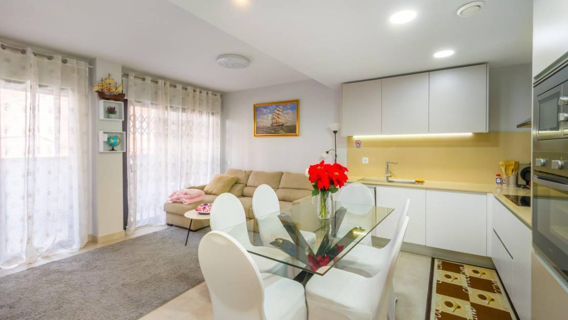 Venta - Apartment - Torrevieja - Torrevieja Centro