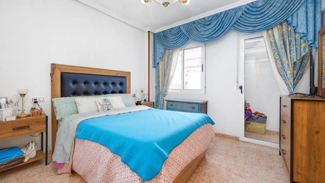 Venta - Apartment - Torrevieja - Torrevieja Centro