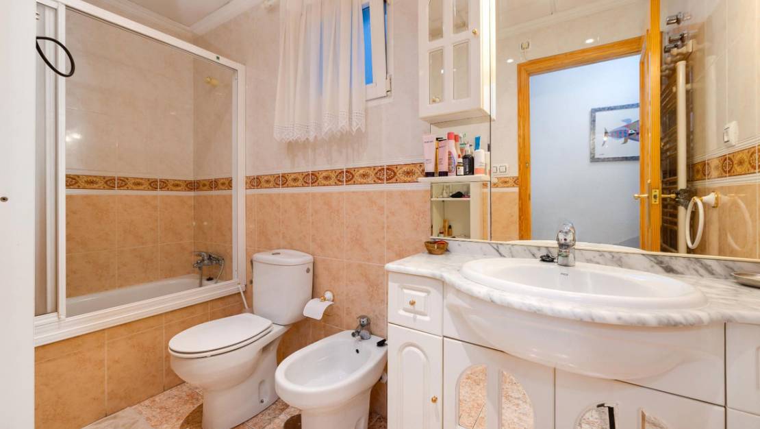 Venta - Apartment - Torrevieja - Torrevieja Centro