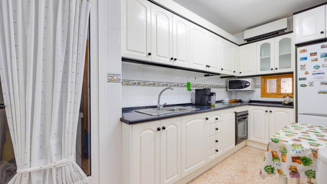 Venta - Apartment - Torrevieja - Torrevieja Centro