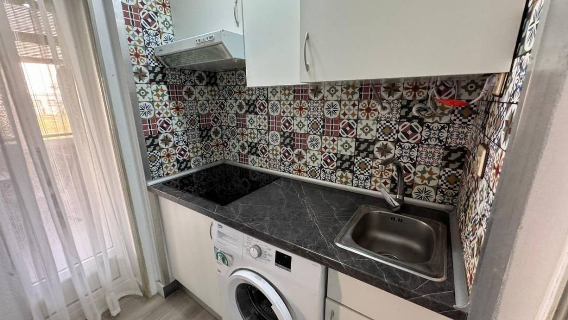 Venta - Apartment - Torrevieja - Torrevieja Centro