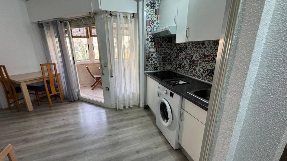 Venta - Apartment - Torrevieja - Torrevieja Centro