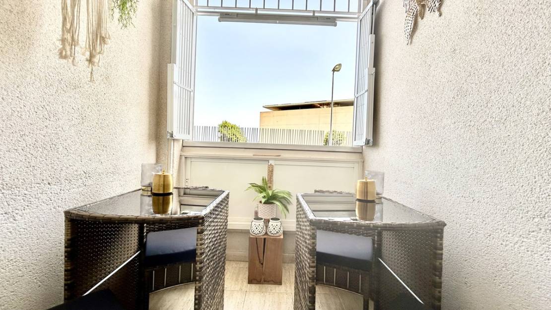 Venta - Apartment - Torrevieja - Torrevieja Centro