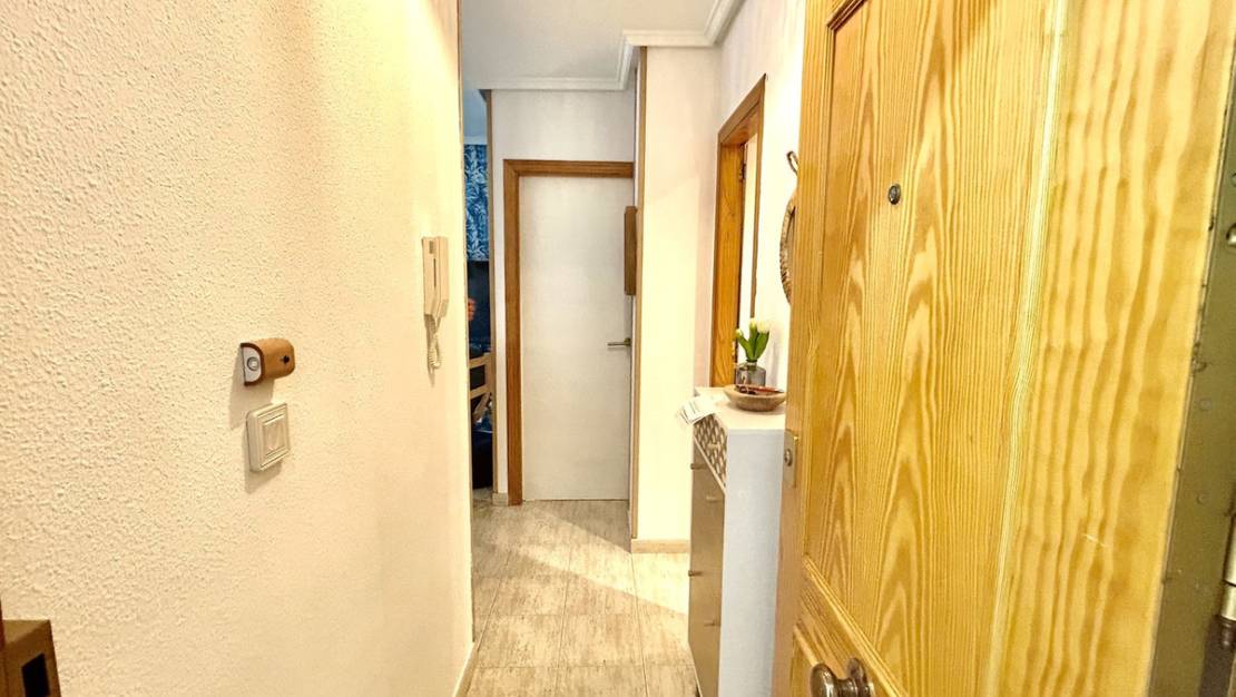 Venta - Apartment - Torrevieja - Torrevieja Centro