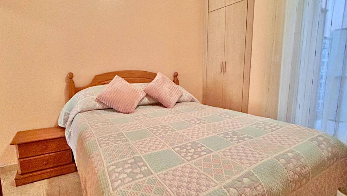 Venta - Apartment - Torrevieja - Torrevieja Centro