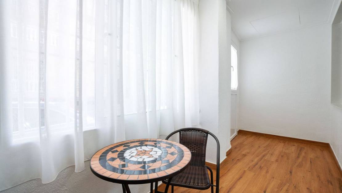 Venta - Apartment - Torrevieja - Torrevieja Centro