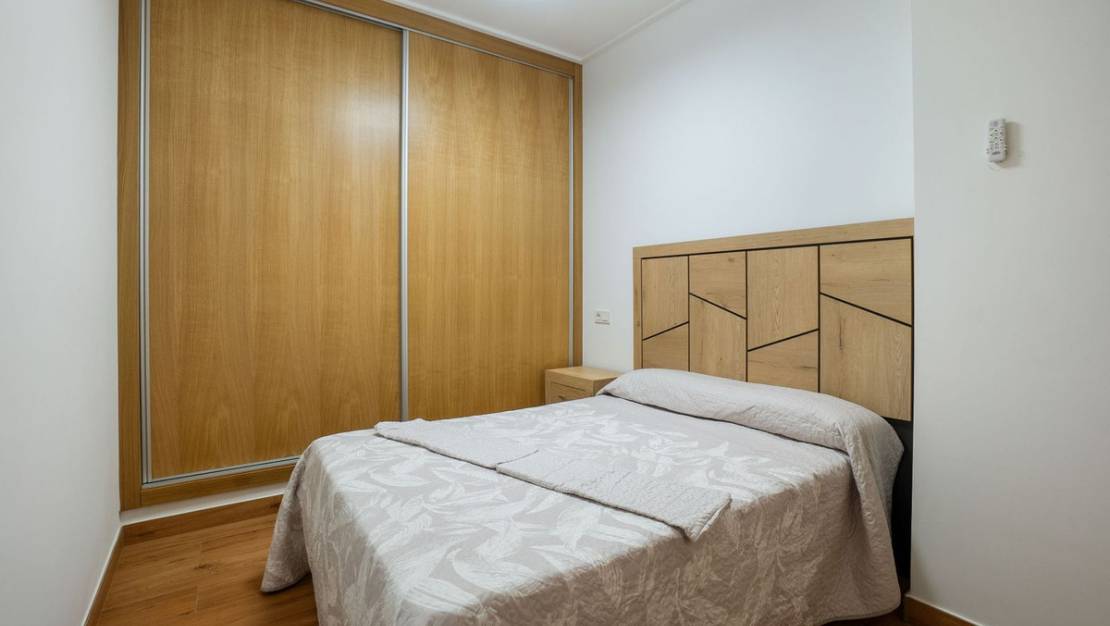 Venta - Apartment - Torrevieja - Torrevieja Centro