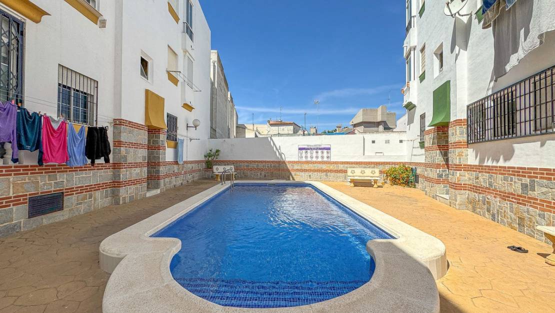 Venta - Apartment - Torrevieja - Torrevieja Centro