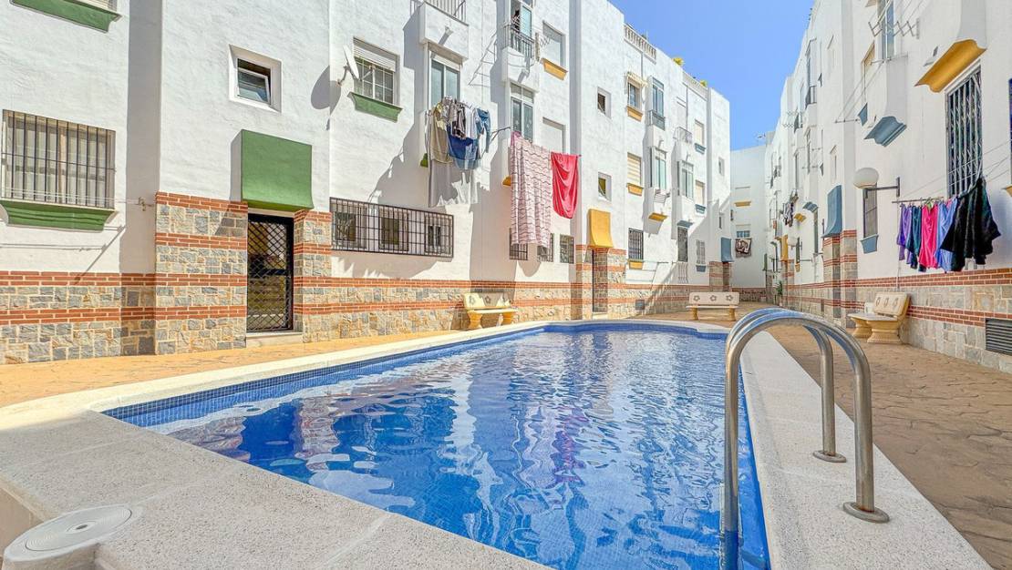 Venta - Apartment - Torrevieja - Torrevieja Centro