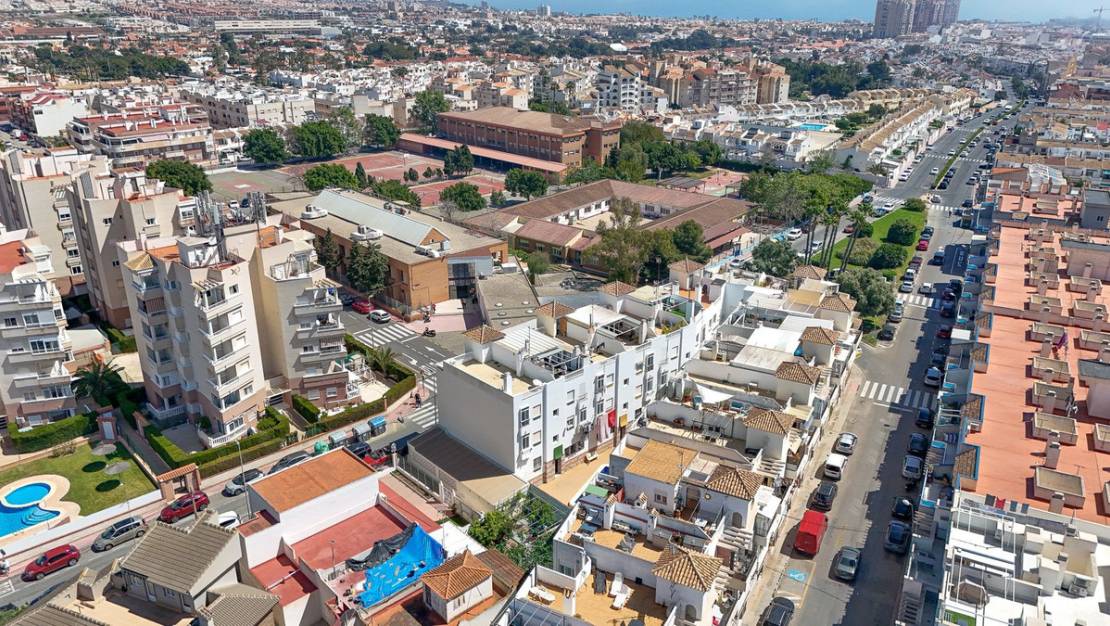 Venta - Apartment - Torrevieja - Torrevieja Centro