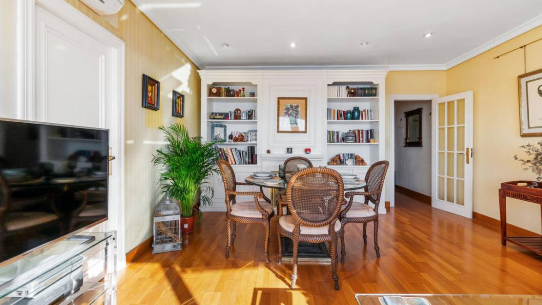 Venta - Apartment - Torrevieja - Torrevieja Centro