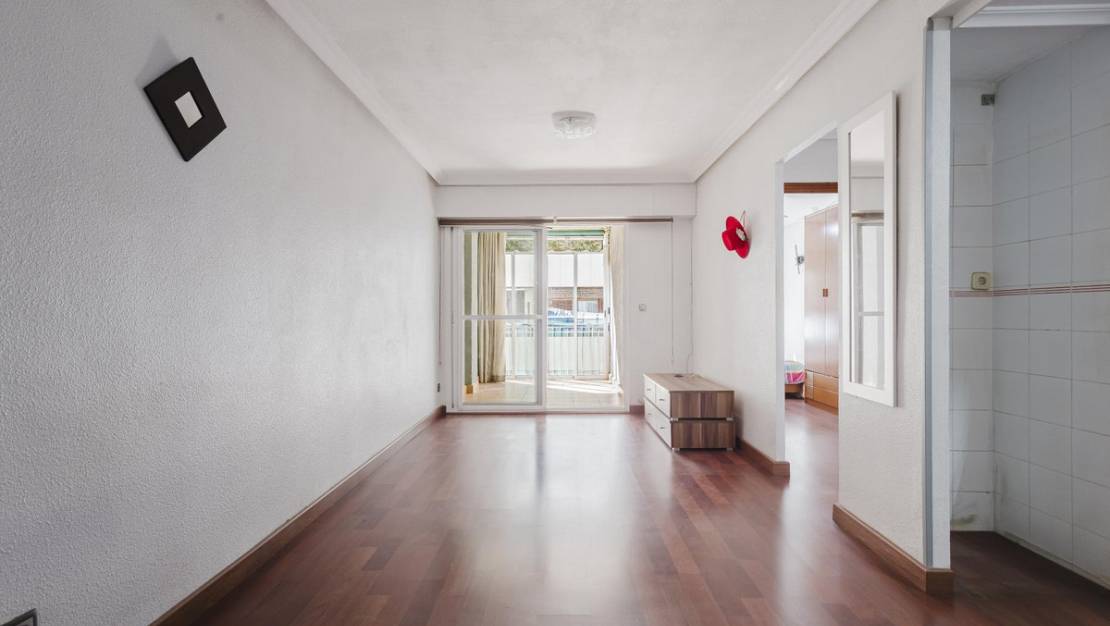 Venta - Apartment - Torrevieja - Torrevieja Centro